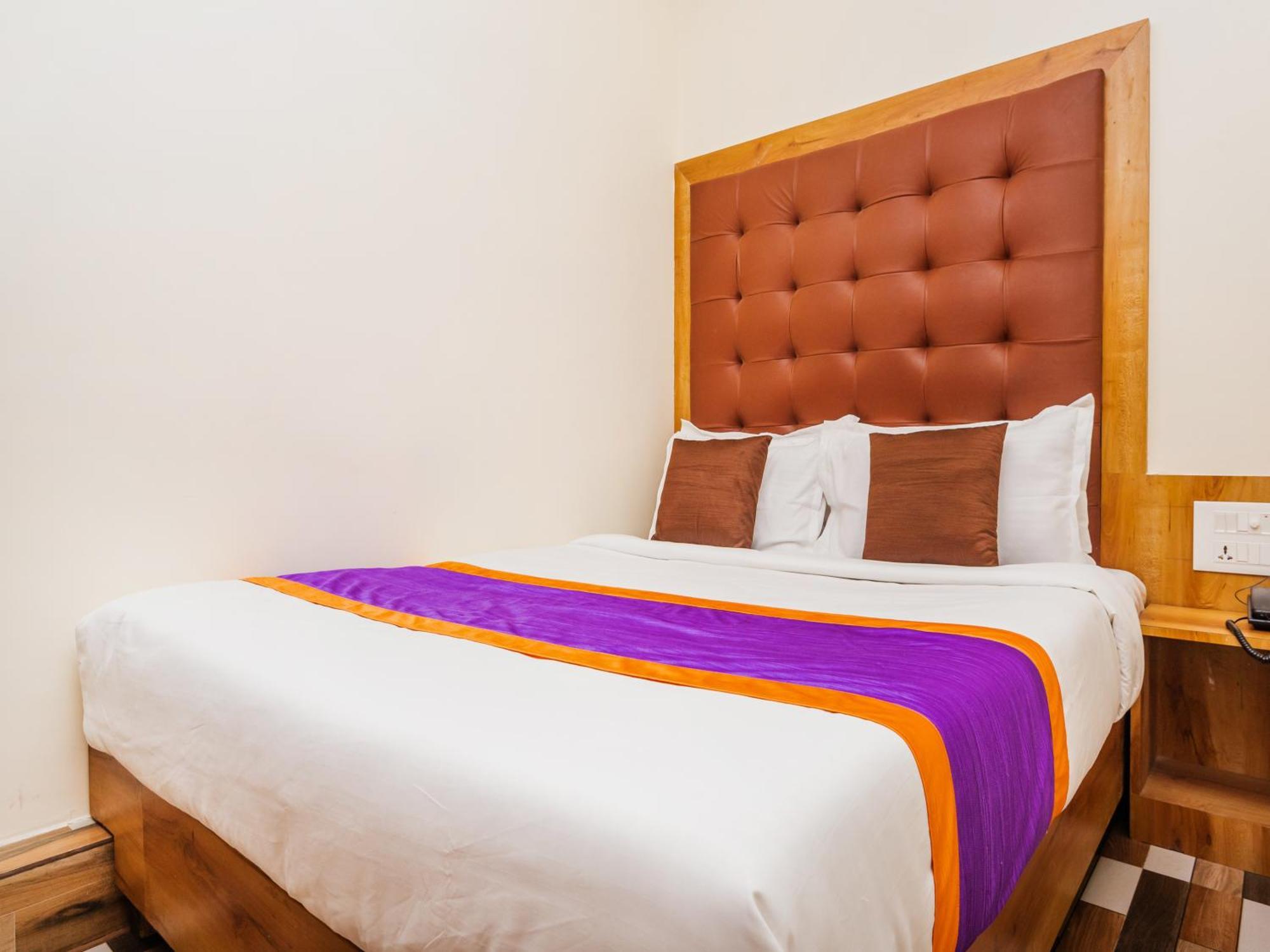 Hotel Era Bombay Extérieur photo